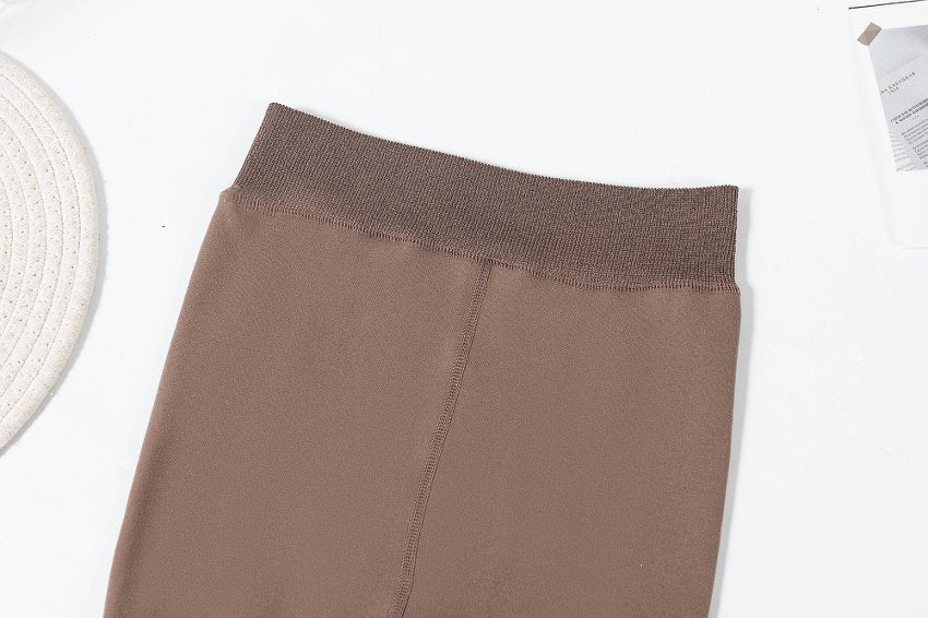 ESPRESSO CHIC — OPAQUE TIGHTS WITH THERMAL VELVET INTERIOR