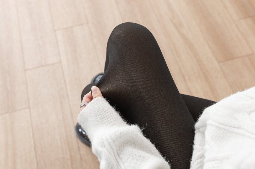 MIDNIGHT BLACK — OPAQUE TIGHTS WITH THERMAL VELVET INTERIOR