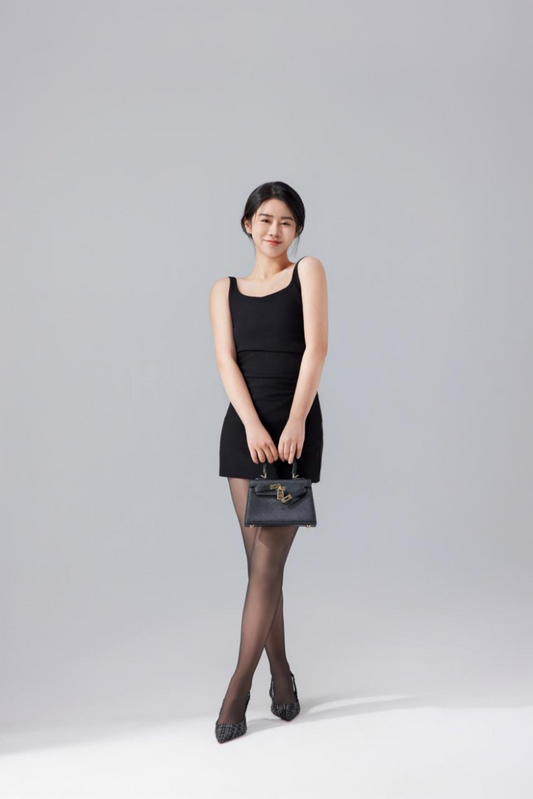 Black Silk Angel Regular | Leuse Viussor® 1.0 Ultra Sheer Shaping Tights